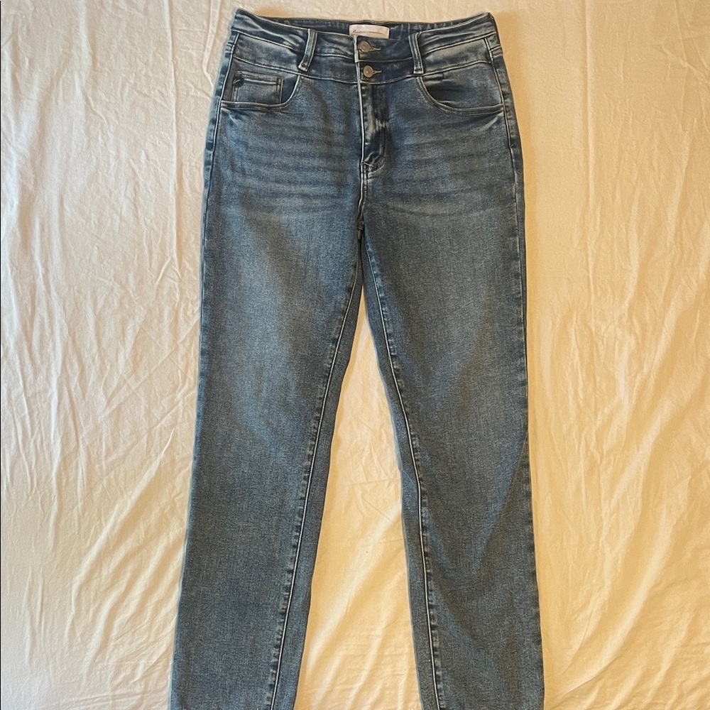 KanCan Women's Straight Leg Blue Jeans